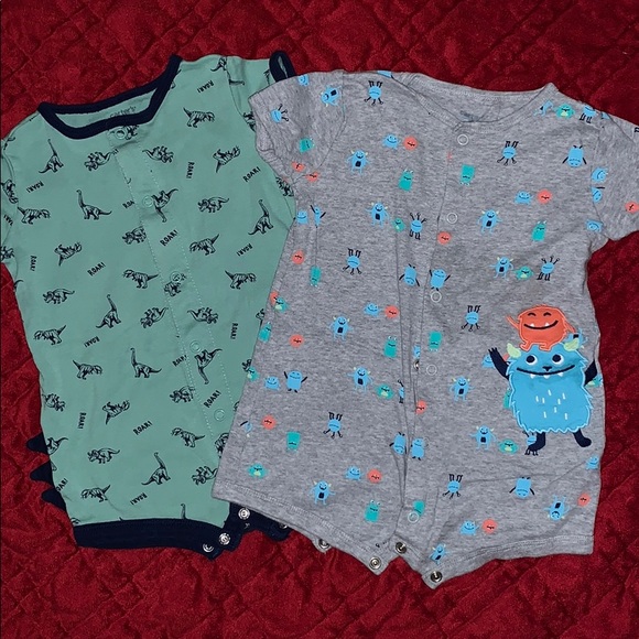 Carter’s size 6 months one piece. - Picture 2 of 5